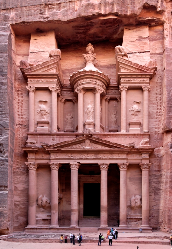 Treasury, Petra (Wadi Musa) Jordan 6.jpg - Treasury
